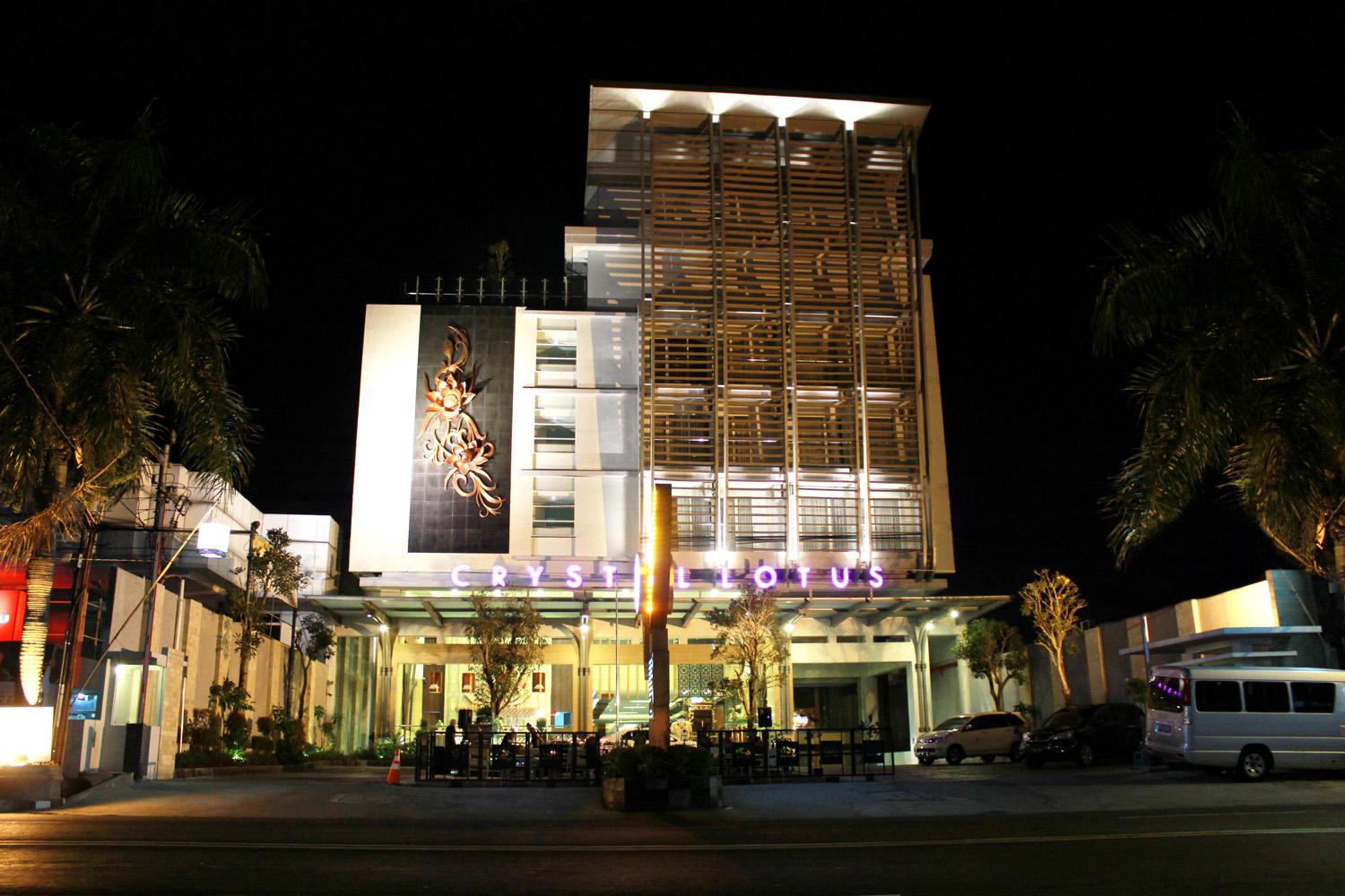 Crystal Lotus Hotel Yogyakarta Melati Kültér fotó