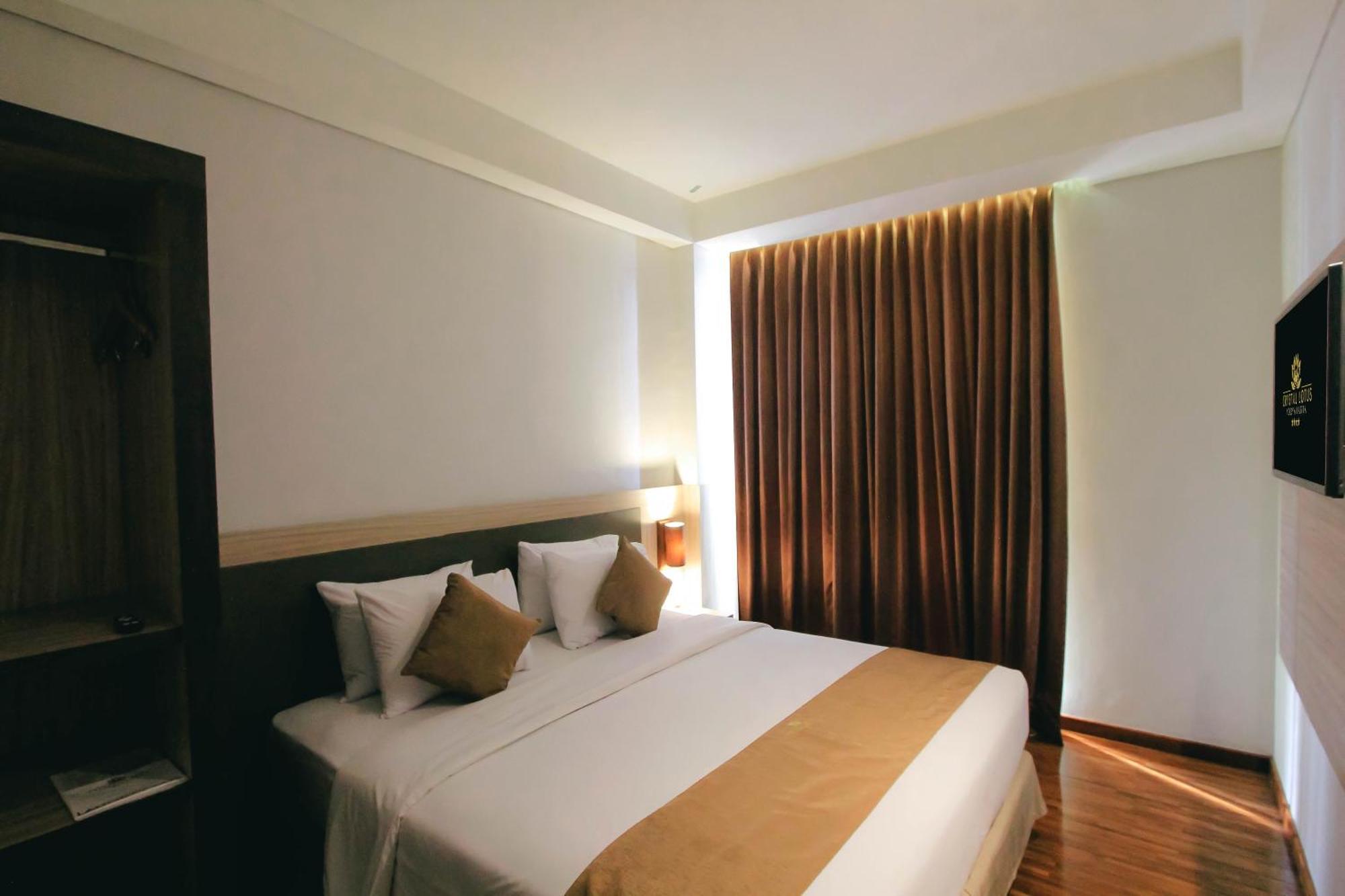 Crystal Lotus Hotel Yogyakarta Melati Kültér fotó