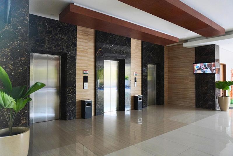 Crystal Lotus Hotel Yogyakarta Melati Kültér fotó