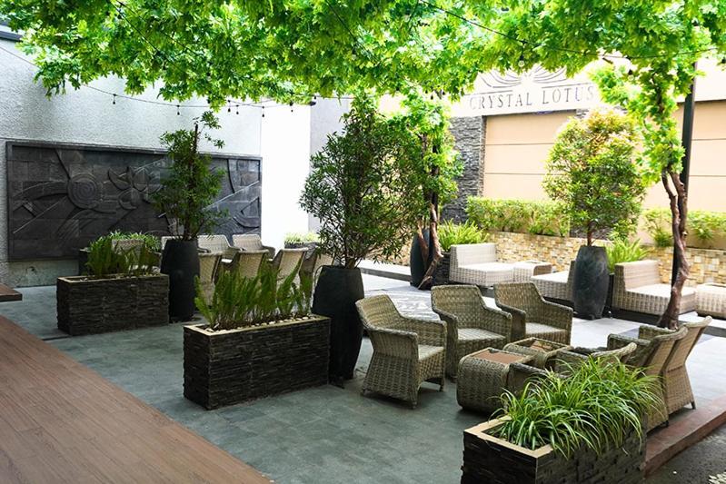 Crystal Lotus Hotel Yogyakarta Melati Kültér fotó