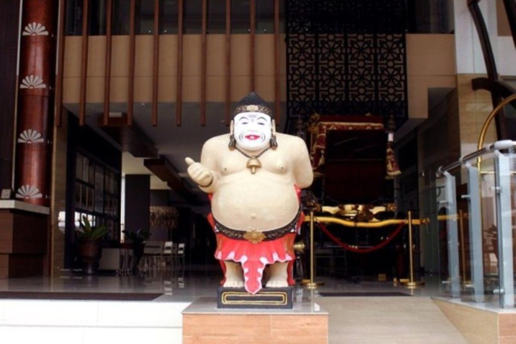 Crystal Lotus Hotel Yogyakarta Melati Kültér fotó